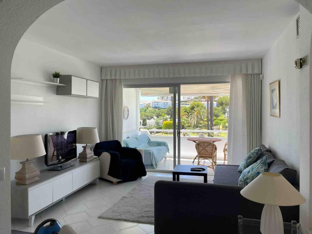 لا كالا ذي ميخاس Cozy Apartment In Miraflores Mijas المظهر الخارجي الصورة